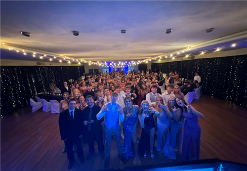 PROMSELFIE